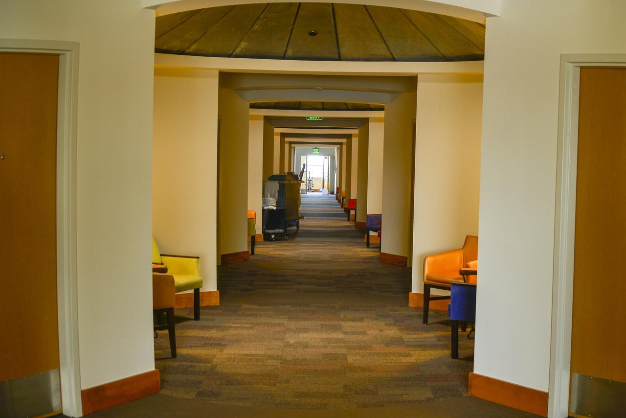 Howard Watercrest Hotel And Conference Center מראה חיצוני תמונה